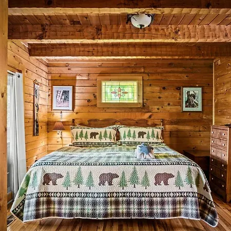 Romantic Log Cabin With Hot Tub Pigeon Forge Exterior photo